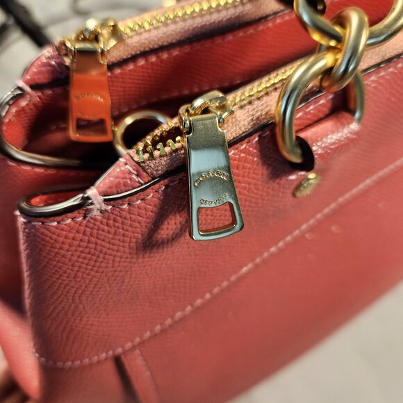 Like New Coach Brooke Pink Glitter Crossbody Bag Purse - Picture 11 of 16